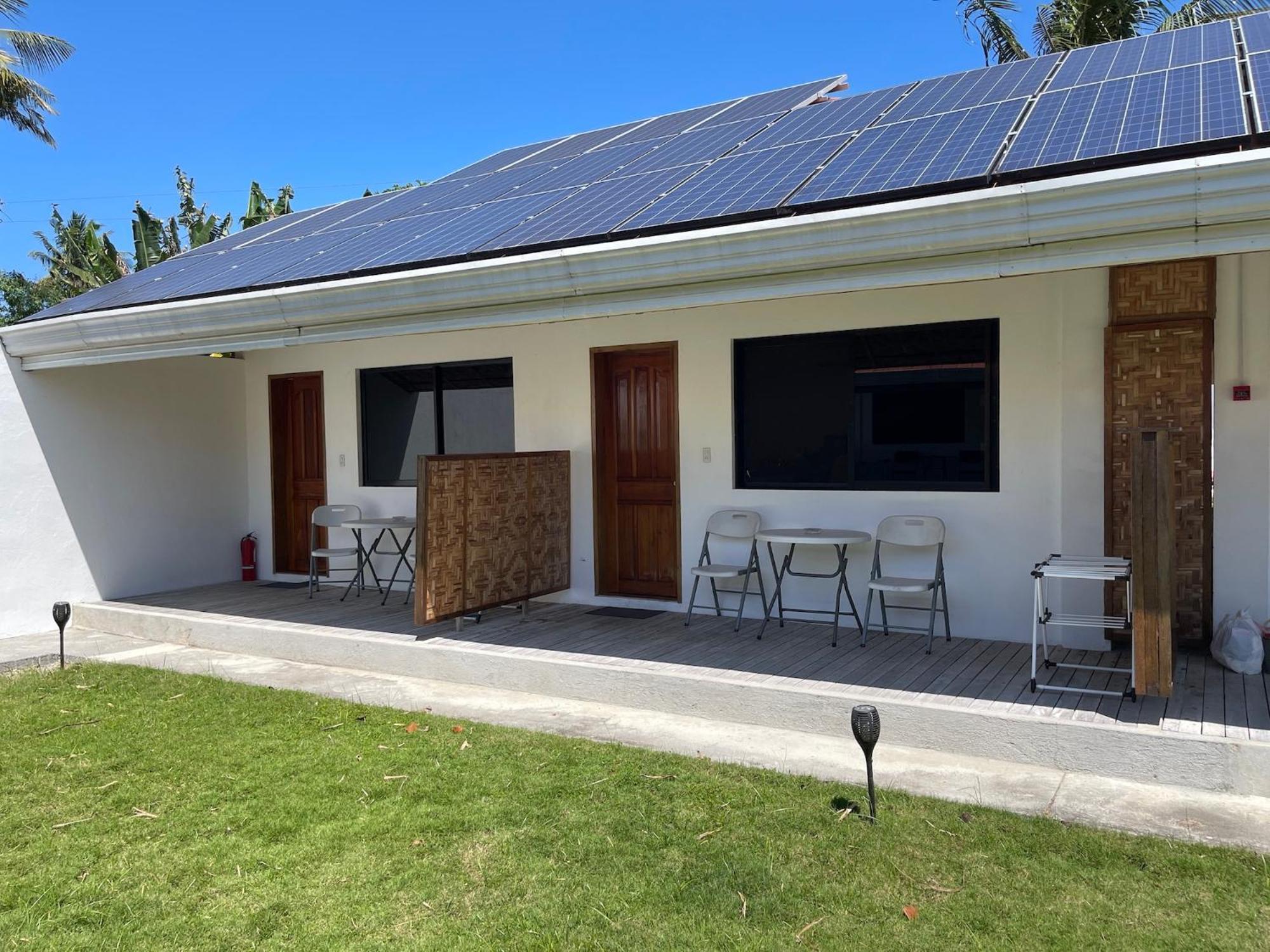 Parrot Resort Moalboal Room photo